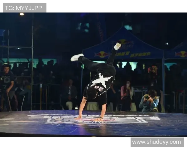 成都街舞队员个人能力分析与团队协作的深度探讨